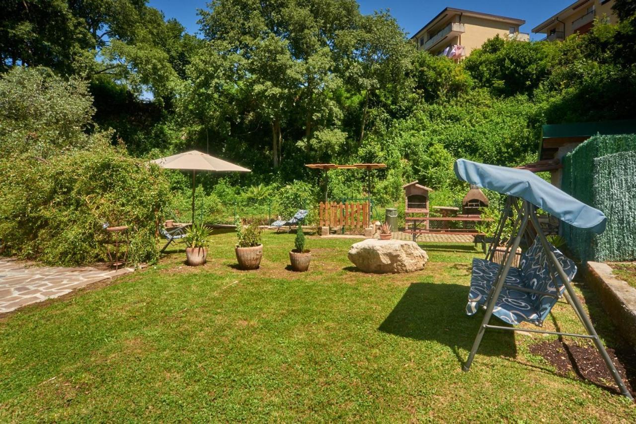 Casa Della Nonna Apartment Abbadia Lariana Bagian luar foto