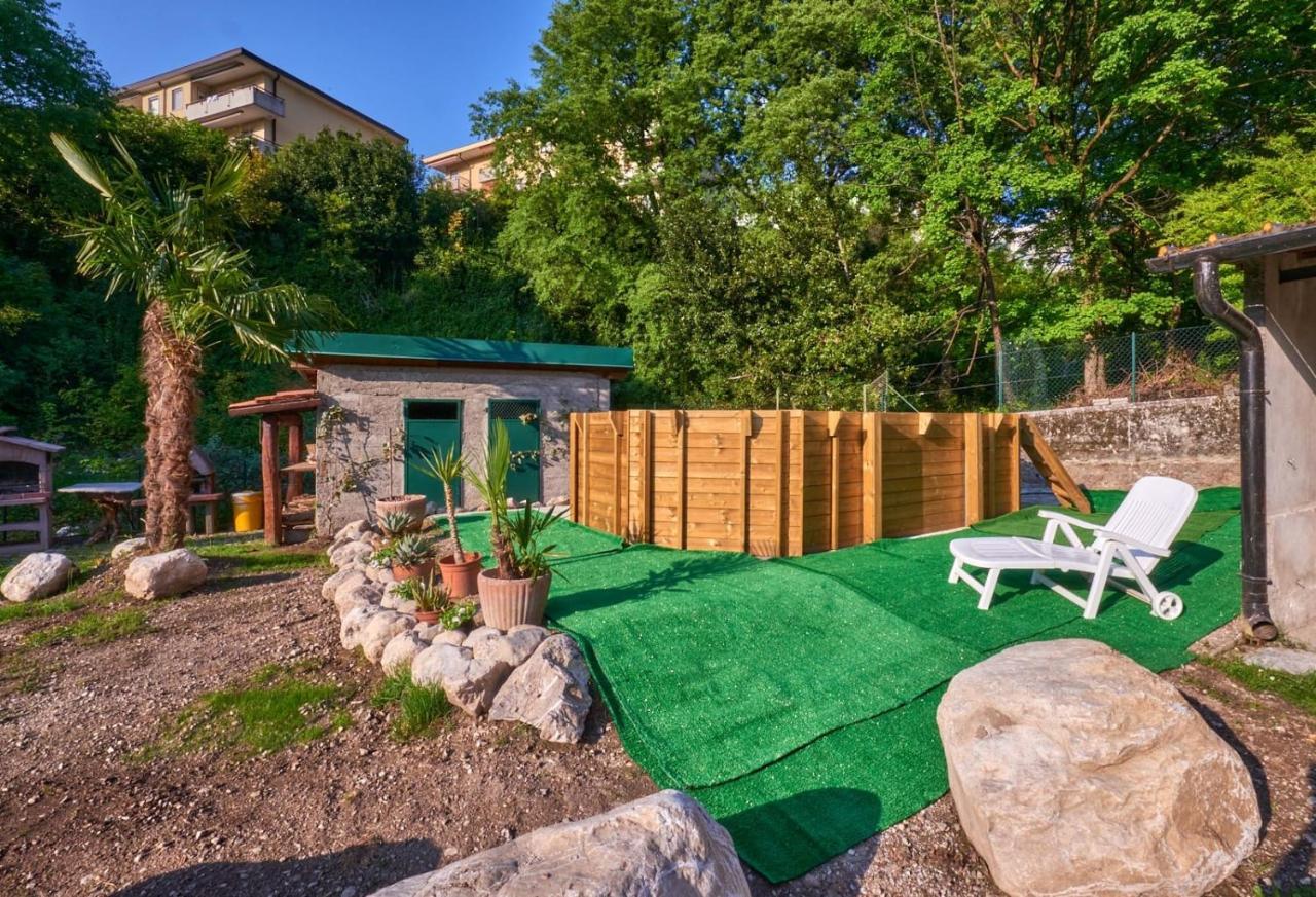 Casa Della Nonna Apartment Abbadia Lariana Bagian luar foto