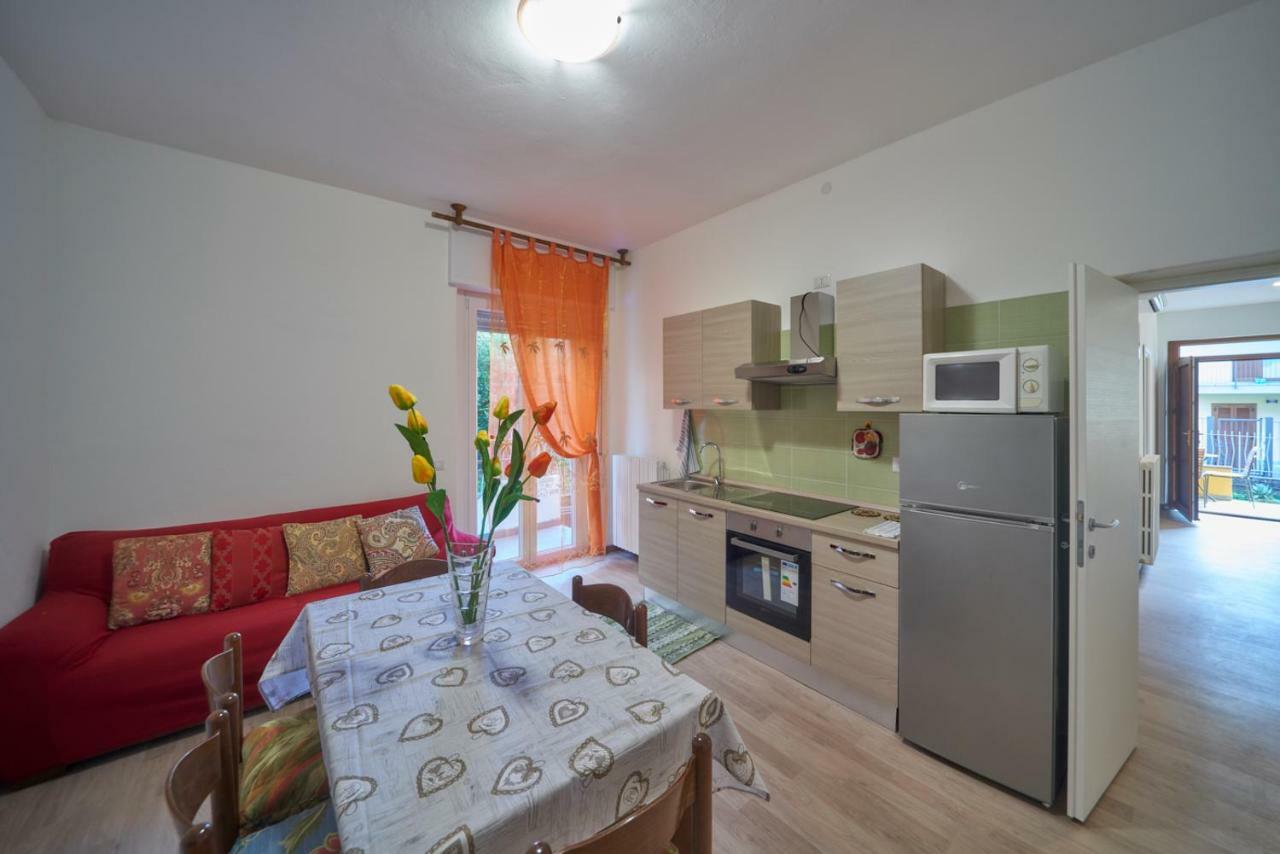 Casa Della Nonna Apartment Abbadia Lariana Bagian luar foto