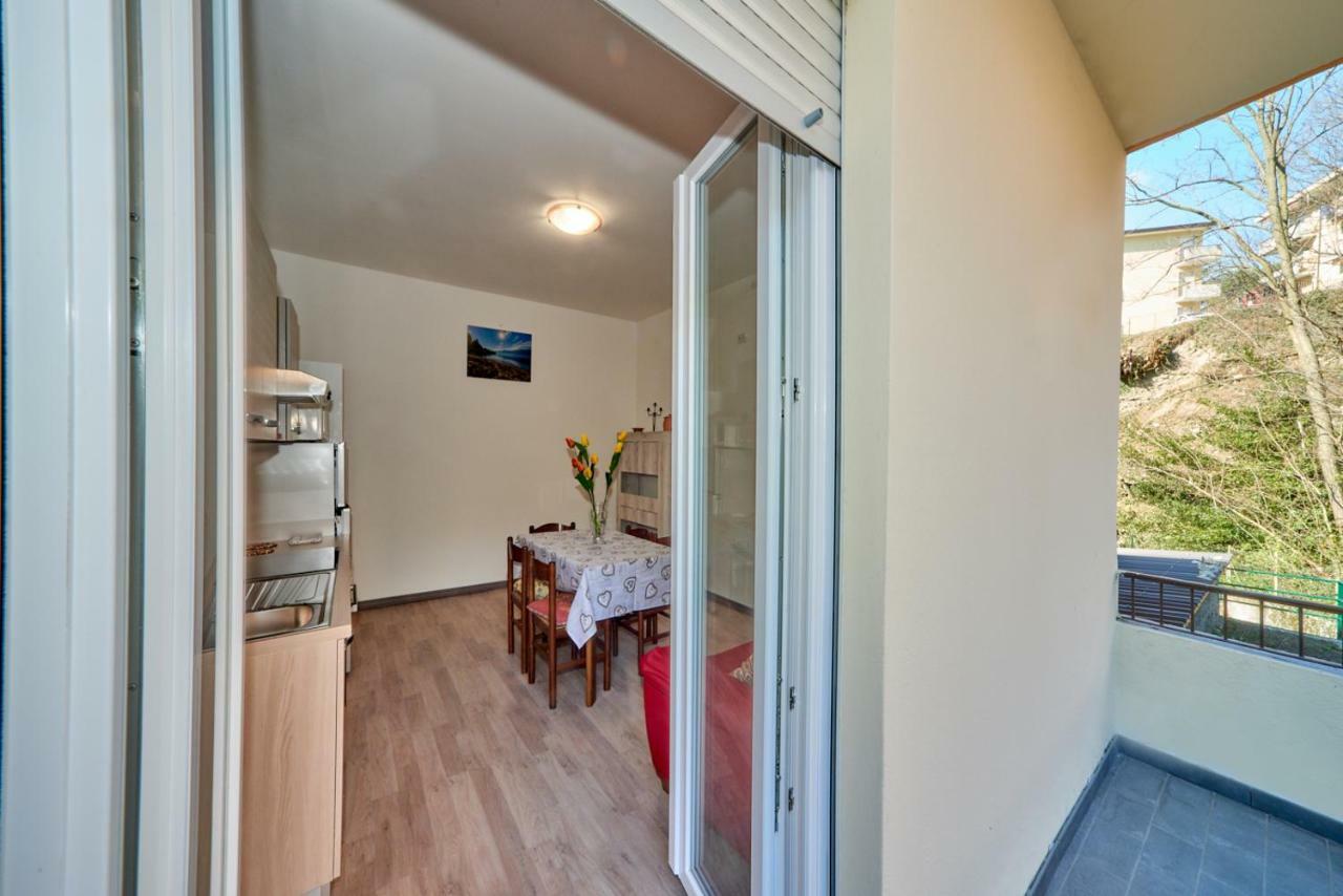 Casa Della Nonna Apartment Abbadia Lariana Bagian luar foto